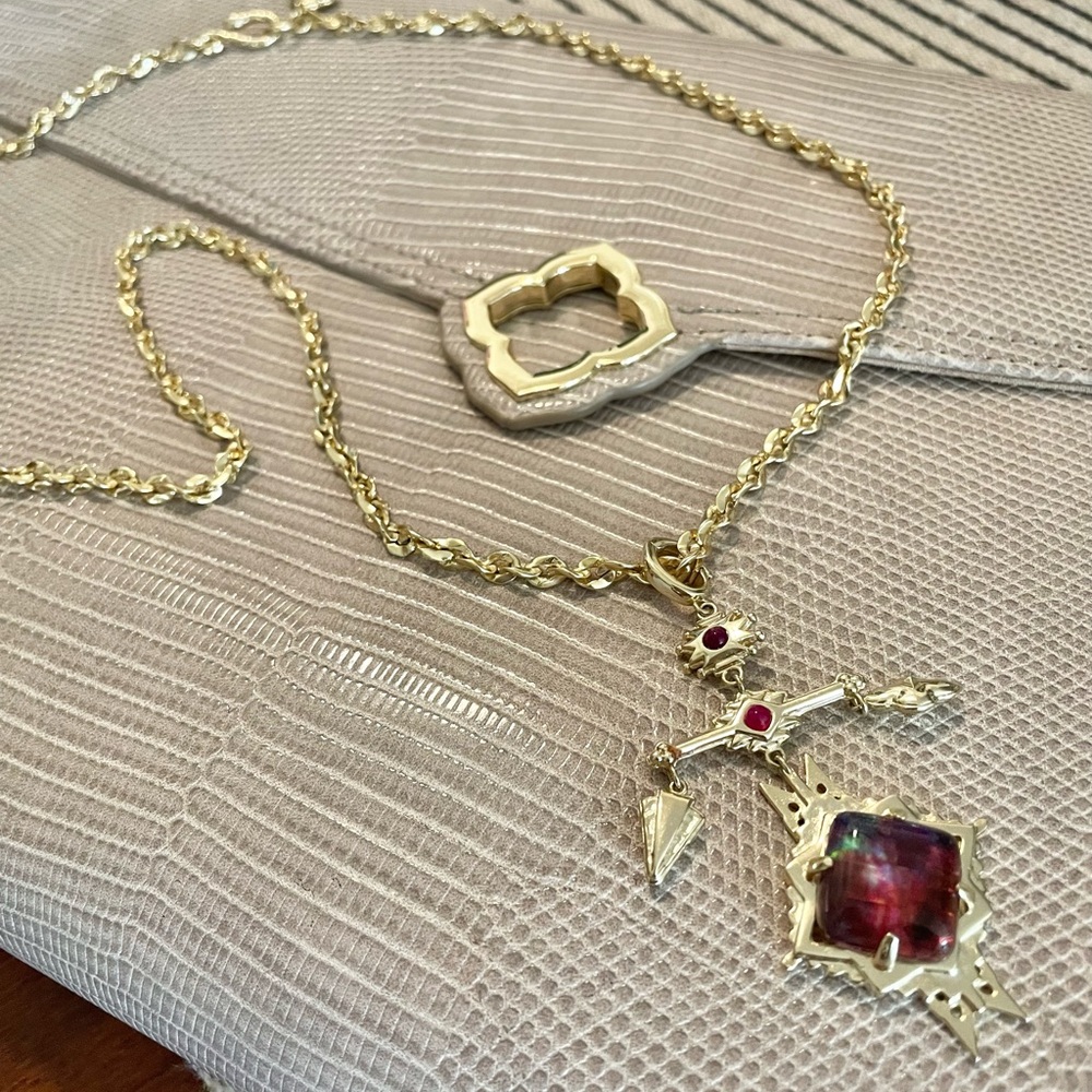 Cass Gold Large Long Pendant Necklace in Mauve Abalone